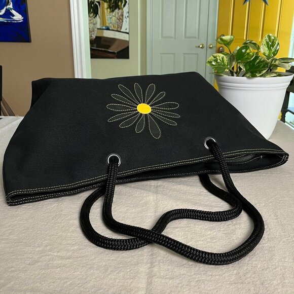 Black/Yellow Daisy Large Tote by Nautilos - Authentic - Picture 9 of 16